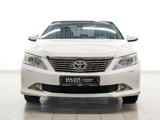 фото Toyota Camry VII 2014