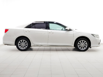 фото Toyota Camry VII 2014