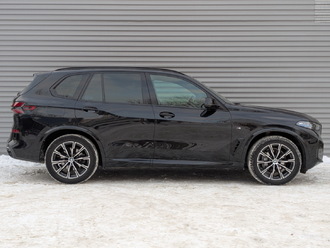 фото BMW X5 (G05/F95) 2023