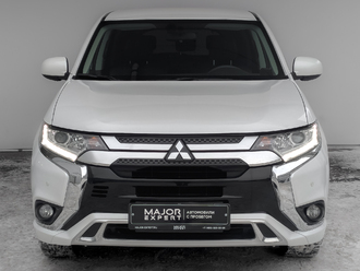 фото Mitsubishi Outlander III 2022