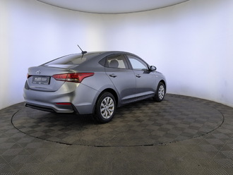 фото Hyundai Solaris II 2018
