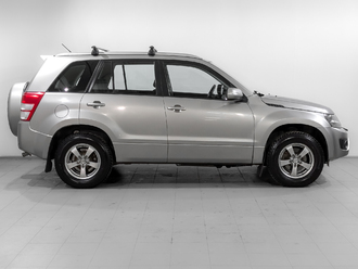 фото Suzuki Grand Vitara II 2014