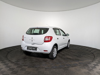 фото Renault Sandero II 2018