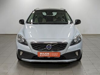 фото Volvo V40 II 2014