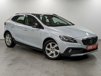 фото Volvo V40 II 2014