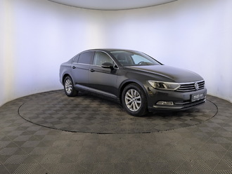 фото Volkswagen Passat B8 2017