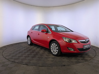 фото Opel Astra J 2012