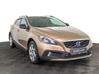 фото Volvo V40 II 2015