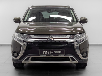 фото Mitsubishi Outlander III 2019