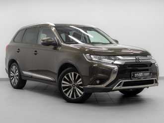 фото Mitsubishi Outlander III 2019
