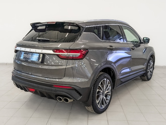 фото Geely Coolray 2022