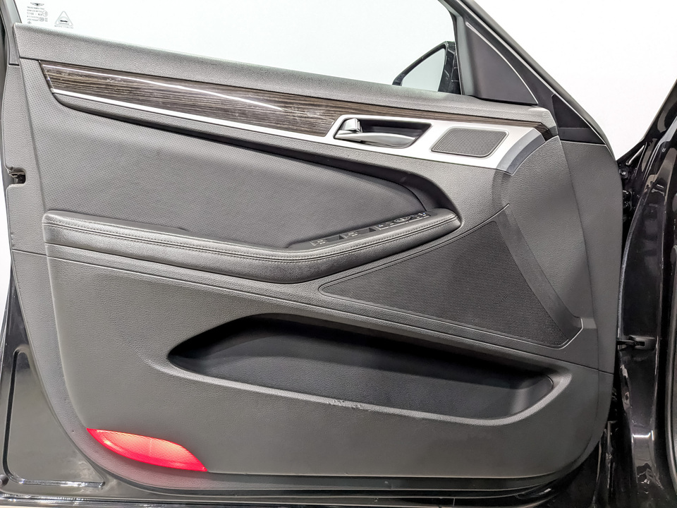 Genesis G80 с пробегом в автосалоне Форис Авто