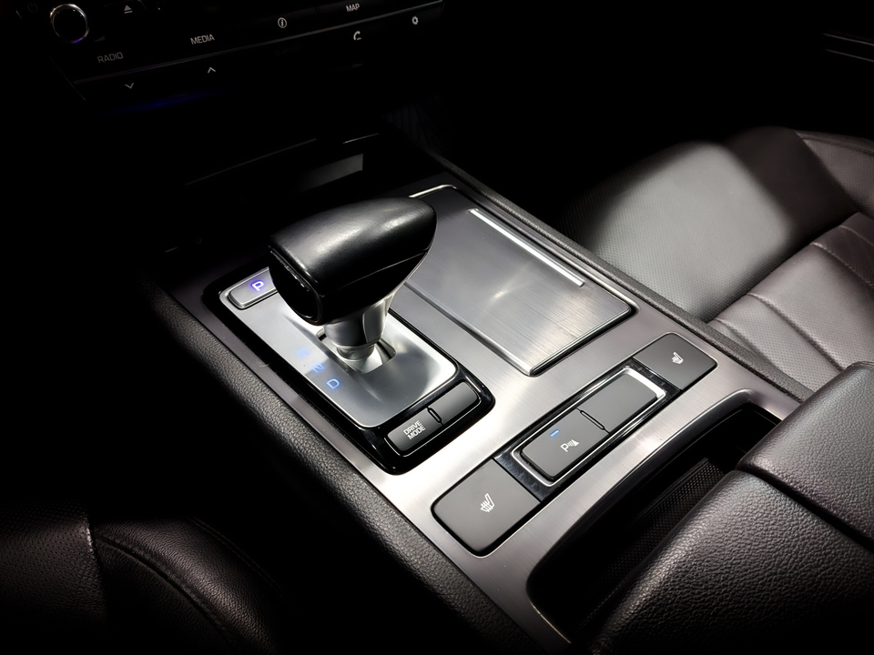 Genesis G80 с пробегом в автосалоне Форис Авто