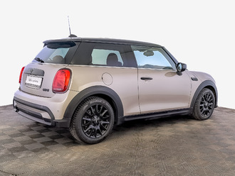 фото Mini Mini III (F56/F55) 2022