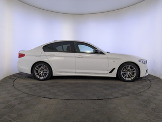 фото BMW 5 (G30/F90) 2019