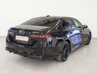 фото BMW 5 (G60/G61/G68) 2023