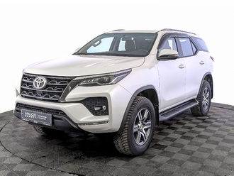 фото Toyota Fortuner II 2021