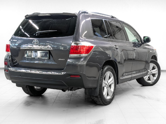 фото Toyota Highlander II 2011