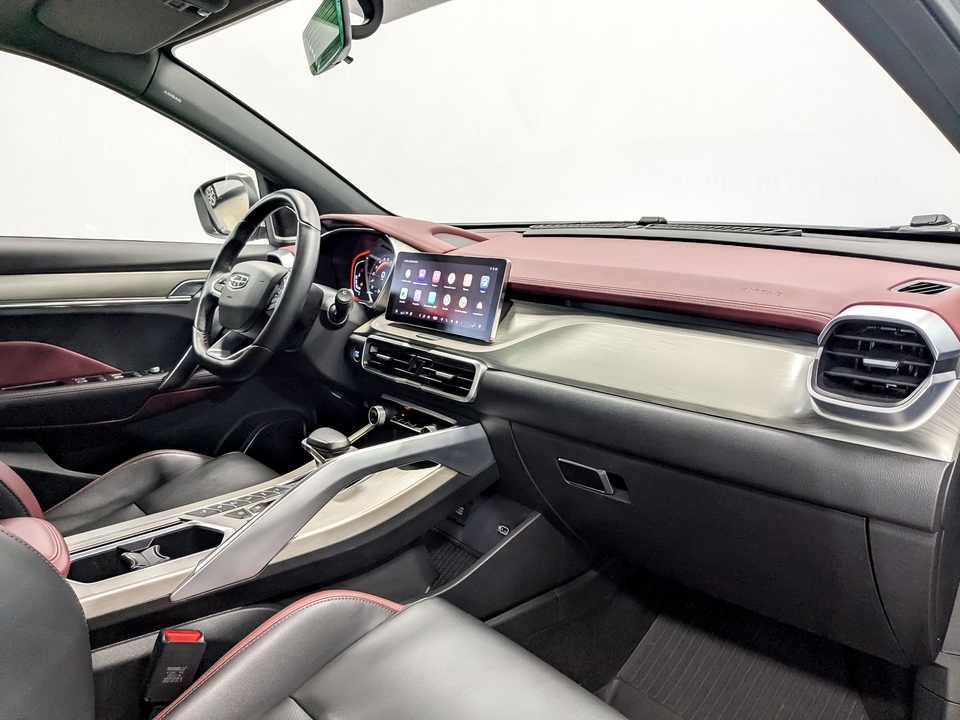 Geely Coolray с пробегом в автосалоне Форис Авто