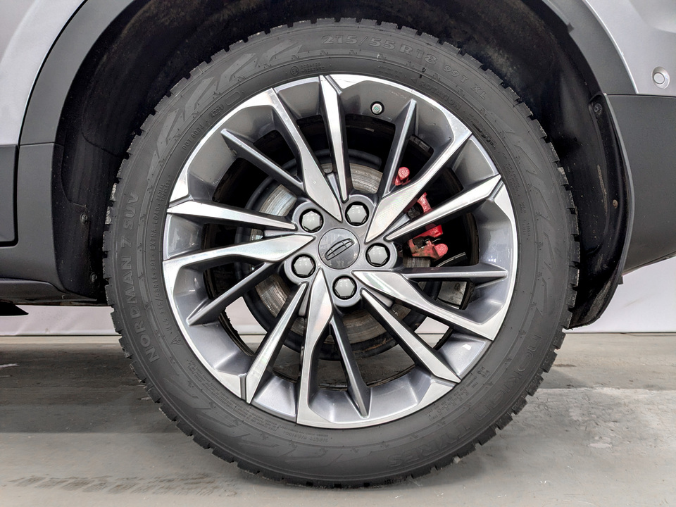 Geely Coolray с пробегом в автосалоне Форис Авто