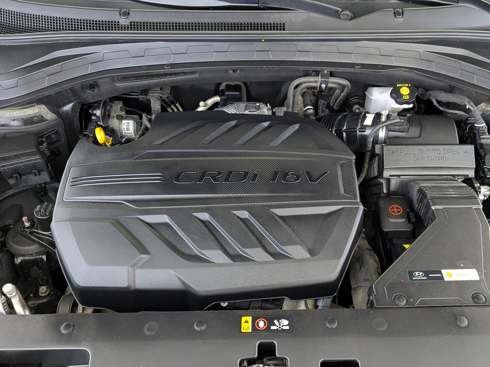 Hyundai Santa Fe с пробегом в автосалоне Форис Авто