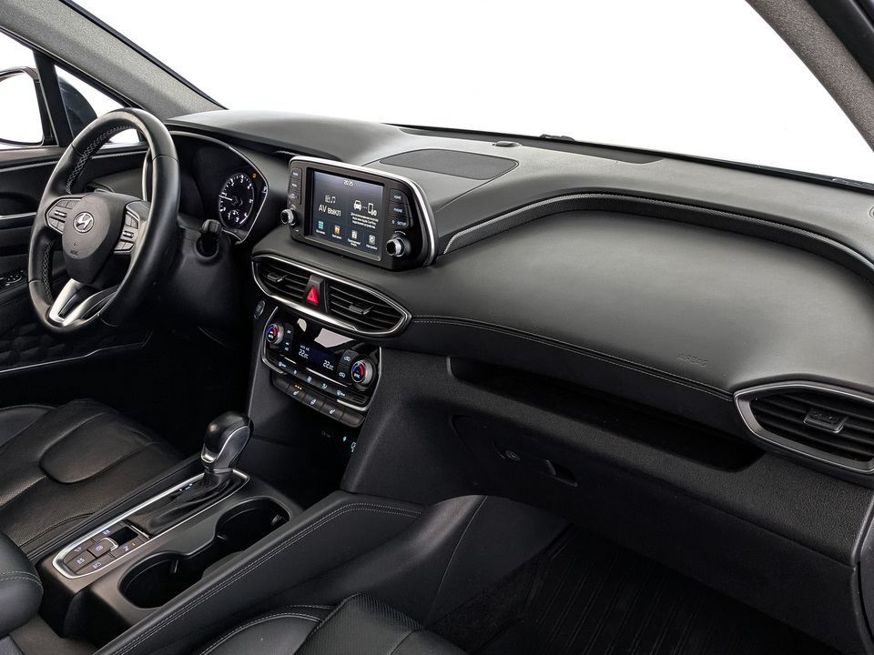 Hyundai Santa Fe с пробегом в автосалоне Форис Авто