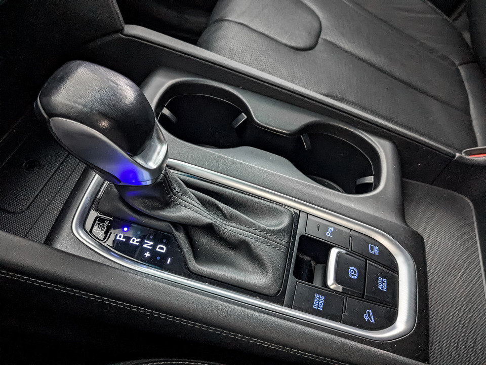 Hyundai Santa Fe с пробегом в автосалоне Форис Авто