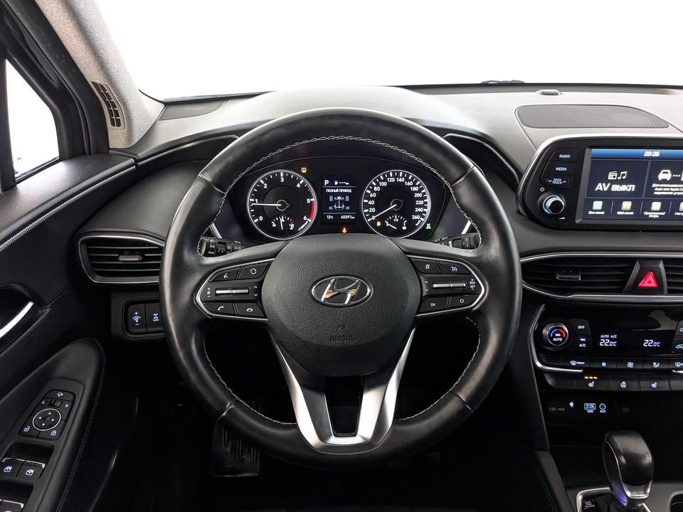 Hyundai Santa Fe с пробегом в автосалоне Форис Авто