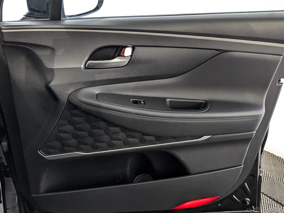 Hyundai Santa Fe с пробегом в автосалоне Форис Авто