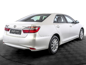 фото Toyota Camry VII 2015