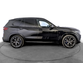 фото BMW X5 (G05/F95) 2021