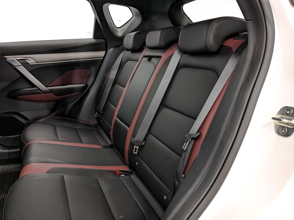 Geely Coolray с пробегом в автосалоне Форис Авто