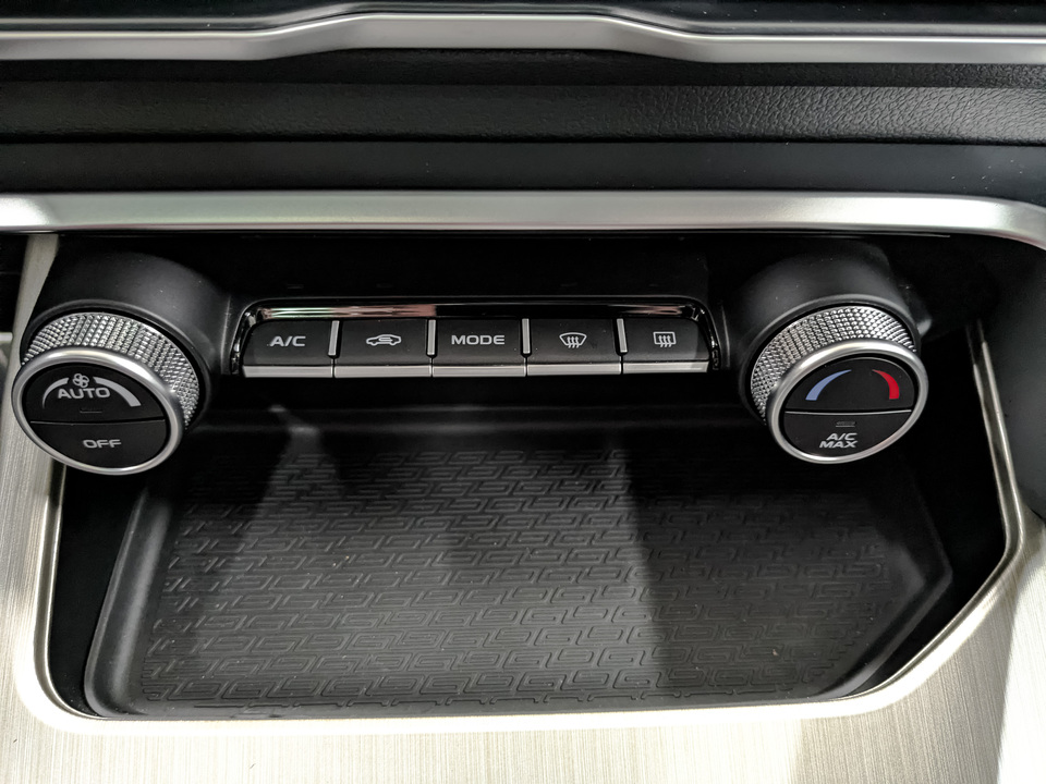 Geely Coolray с пробегом в автосалоне Форис Авто