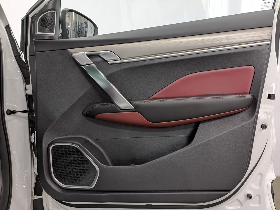 Geely Coolray с пробегом в автосалоне Форис Авто