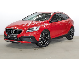 фото Volvo V40 II 2019