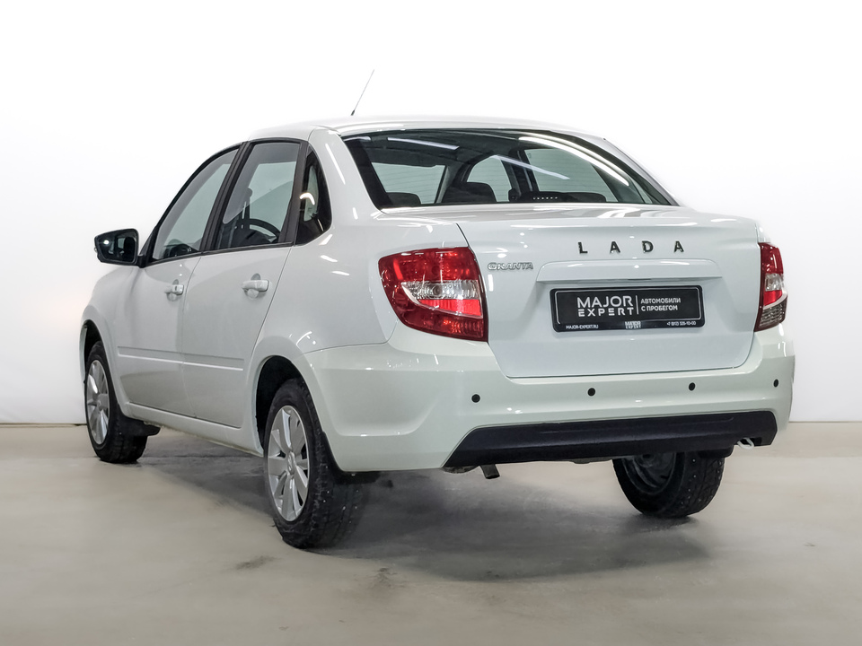 Lada Granta с пробегом в автосалоне Форис Авто
