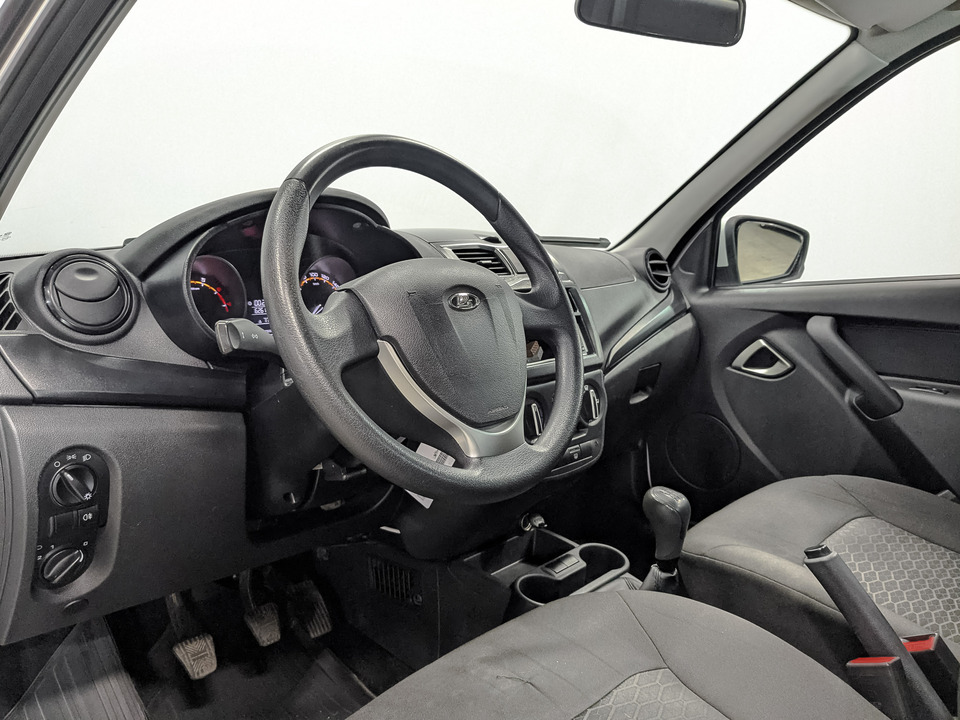Lada Granta с пробегом в автосалоне Форис Авто