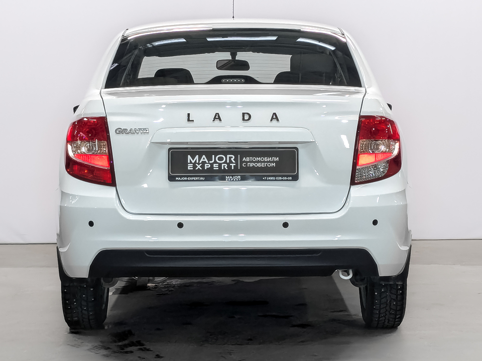Lada Granta с пробегом в автосалоне Форис Авто