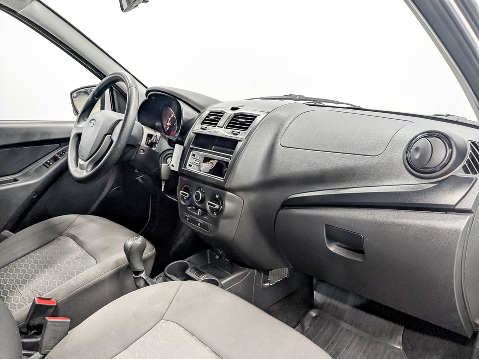Lada Granta с пробегом в автосалоне Форис Авто