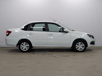 фото Lada Granta II 2023