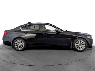 фото BMW 5 (F10/F11) 2015