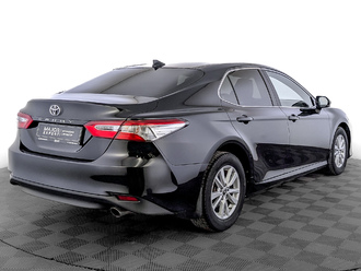 фото Toyota Camry VIII 2019