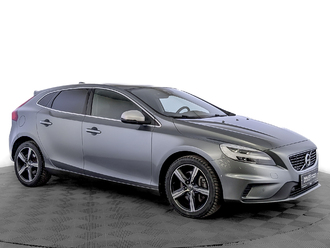 фото Volvo V40 II 2019