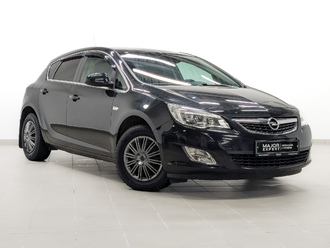 фото Opel Astra J 2011