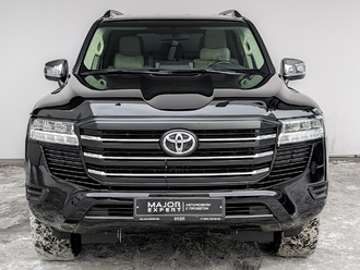 фото Toyota Land Cruiser 300 2022