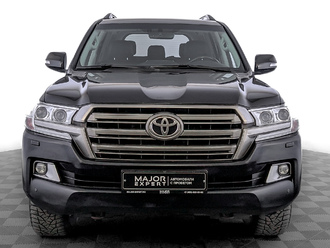 фото Toyota Land Cruiser 200 2019