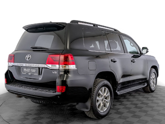 фото Toyota Land Cruiser 200 2019