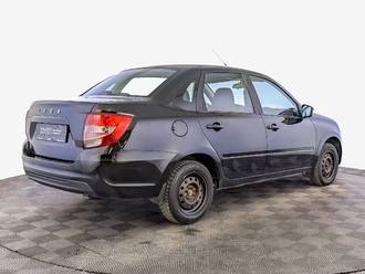 фото Lada Granta II 2022