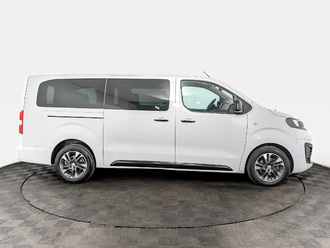 фото Opel Zafira Life 2021