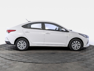 фото Hyundai Solaris II 2022